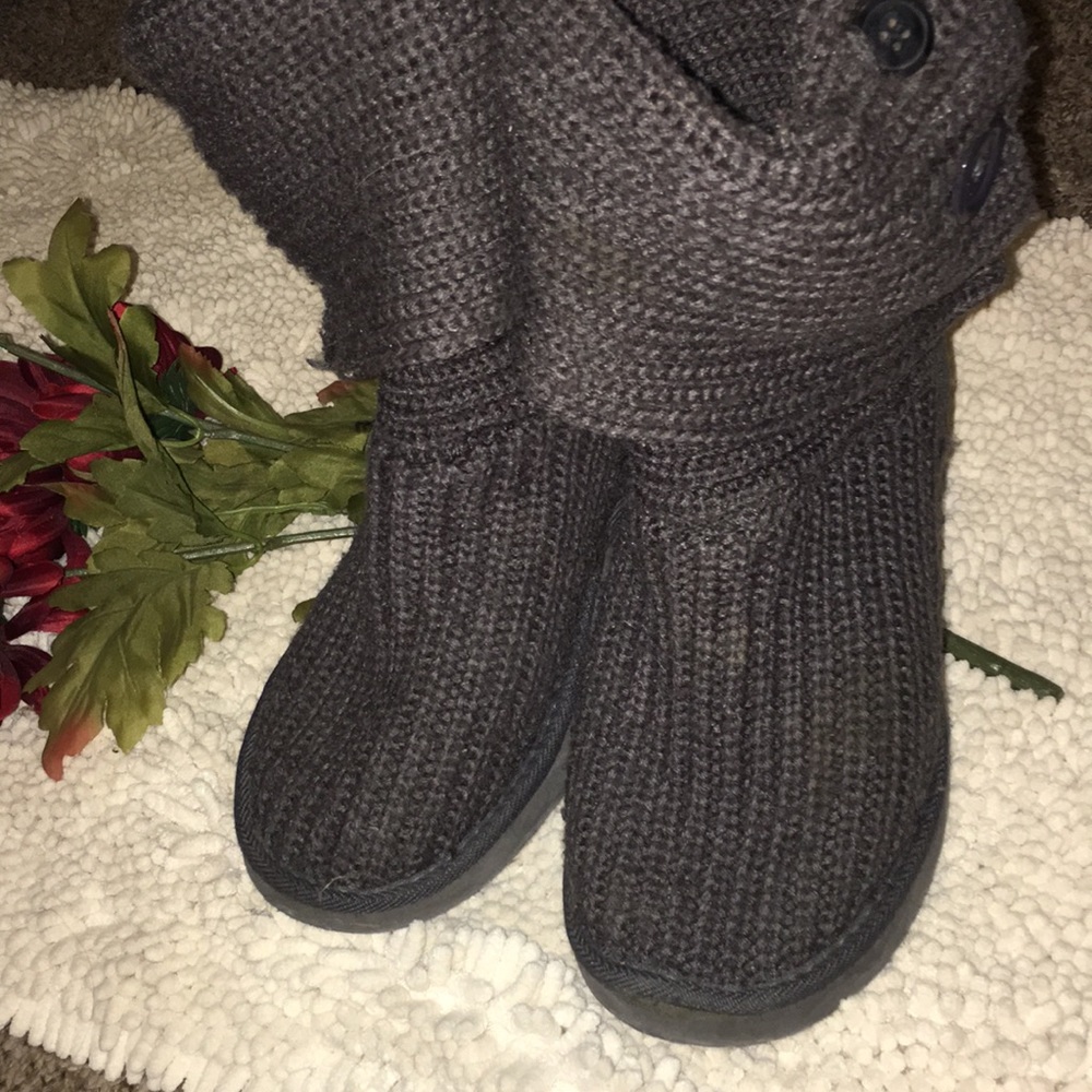 Grey Knit Boots